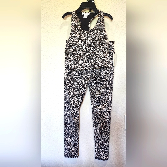 2 Piece Workout Set Women's Size XL Cheetah Print - Picture 2 of 7